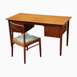 Vintage Büro und Stuhl, Skandinavien, 1960er, 2er Set