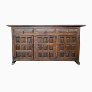 Large 20th Century Catalan Spanish Baroque Carved Walnut Tuscan Credenza or Buffet, 1900s