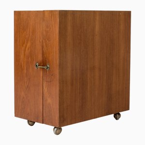 Schwedischer Mid-Century Teak Barschrank, 1950er