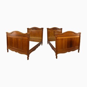 Art Nouveau Twin Beds in Carved Oak, France, 1910s, Set of 2