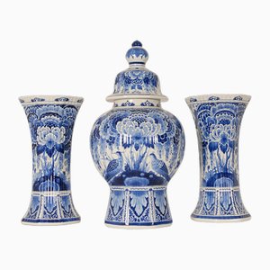 Jarrón Chinoiserie Baluster vintage y jarrones Beaker de Royal Delft, años 70. Juego de 3