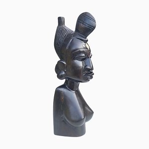 Busto de mujer africana de madera, siglo XX