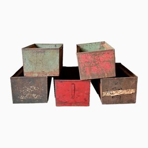 Cajas industriales de metal, años 40. Juego de 5