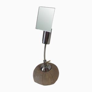 Lámpara de mesa en el orzuelo de Gino Sarfatti de Arteluce