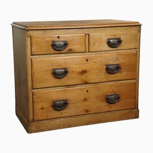 Antique English Pine Chest of 4 Drawers