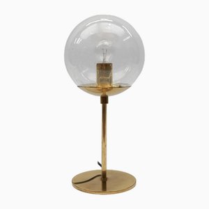 Lámpara de mesa Mid-Century moderna de latón y vidrio, años 60
