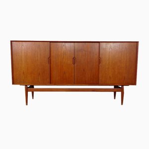 Großes Teak Sideboard von Henry Rosengren Hansen für Brande Møbelindustri, 1950er