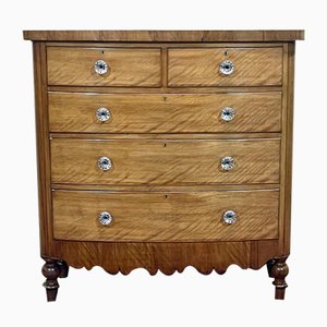 19th century Victorian Blond Mahogany Chest of Drawers with Glass knobs