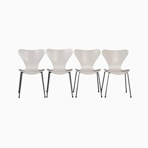 White Butterfly Chairs by Arne Jacobsen for Fritz Hansen, 2008, Set of 4