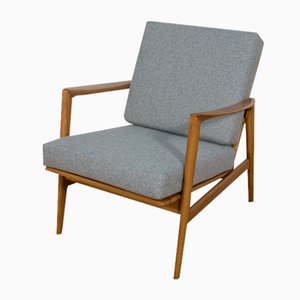 Model 300-139 Armchair from Swarzędz Factory, 1960s