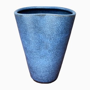 Mid-Century German Minimalist Studio Pottery Vase by Hildegard and Peter Delius for Hamelner Kunsttöpferei, 1960s