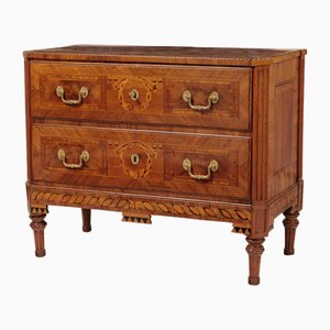 Louis XVI Chest of Drawers in Walnut, 1780s