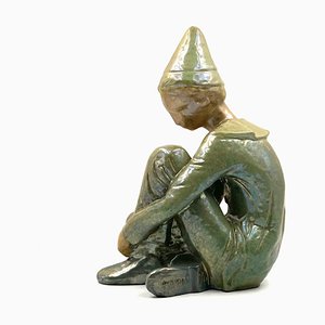 Giordano Tronconi, Figura di ragazzo seduto, anni '50, ceramica