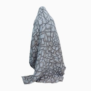 Graue Hide Decke von Nienke Hoogvliet für Textiel Museum Tilburg