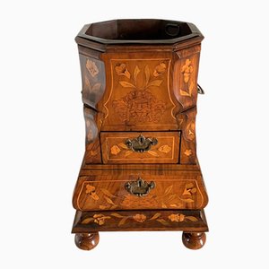Antique George III Burr and Walnut Freestanding Champagne/Wine Cooler, 1780