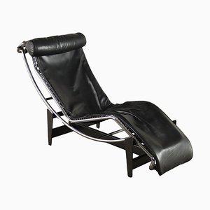 Italian LC4 Chaise Lounge in Leather from Cassina, 1980s