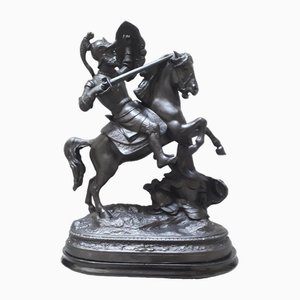 Escultura que representa a un guerrero a caballo, década de 1800, bronce