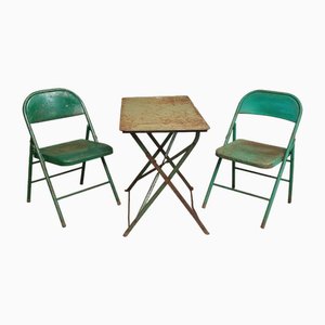 Tavolino pieghevole verde con sedie pieghevoli, anni '30, set di 3