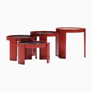 Tavolini ad incastro rossi di Gianfranco Frattini per Cassina, Italia, set di 4