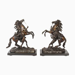 Esculturas de bronce de caballos margosos del Gran Tour francés del siglo XIX