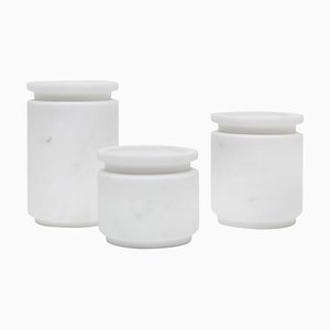 Vasi Pyxis bianchi di Ivan Colominas, set di 3