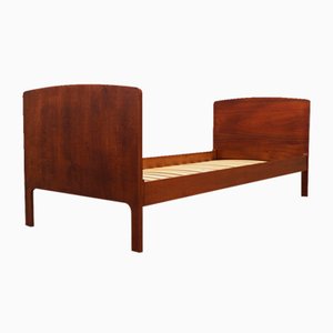 Dänisches Vintage Teak Bett von Sigfred Omann für Ølholm Furniture Factory, 1960er