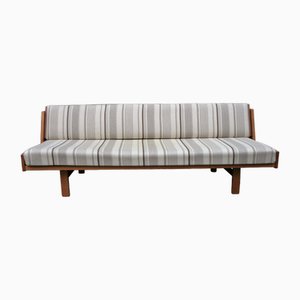 Divan / Canapé GE-258 par Hans Wegner pour Getama, 1960s