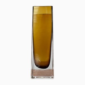 Jarrón minimalista Mid-Century de vidrio en bloque de color ámbar, años 60