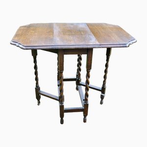 Viktorianischer Tisch aus Eiche mit Gate Beinen, 1890er