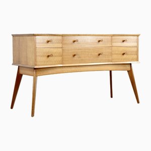 Mid-Century Sideboard aus Nussholz von Alfred Cox, 1960er