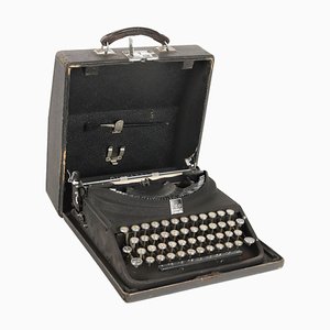 Writing Machine from Ico Olivetti