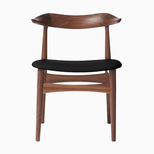 Cow Horn Chair aus Nussholz und schwarzem Leder von Warm Nordic