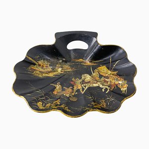 Late 19th Century Chinoiserie Shell Vide-Poche in Black Lacquered Papier Maché, 1890s