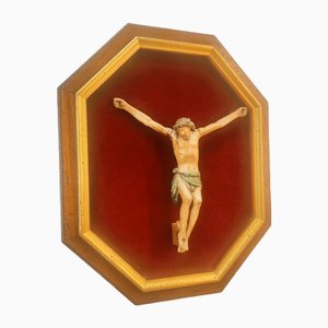 Cristo sobre tabla de madera, década de 1800