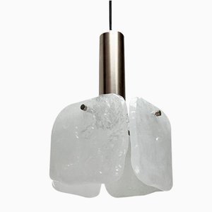 Lámpara colgante modelo Bernstein Mid-Century de metal y cristal de hielo de Kalmar, años 60