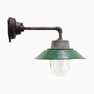 Industrielle Vintage Wandlampe aus grüner Emaille, Gusseisen & Klarglas