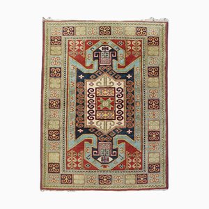 Rug with Graphic Pattern and Contrasting Colors