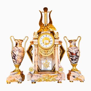 Reloj Imperio y jarrones de mármol y bronce dorado del siglo XIX, década de 1890. Juego de 3