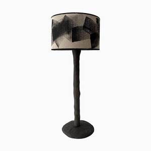 Lampada da tavolo astratta in legno di Atelier Monochrome