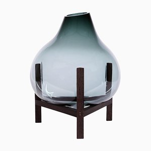 Runde quadratische graue Dreieckige Vase von Studio Thier & Van Daalen