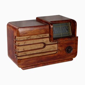 Wooden Model 537 Radio