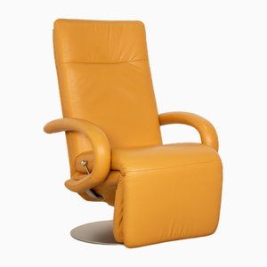 Sillón Jipsy de cuero amarillo de Koinor