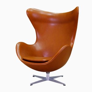 Sedia Egg in pelle di Arne Jacobsen per Fritz Hansen, 1965