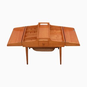 Mueble de costura de cerezo, 1955