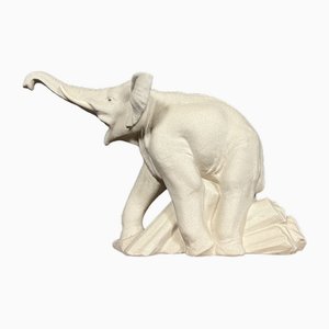 Großer Art Deco Elefant aus weißer Keramik von Sèvres France, 1950er