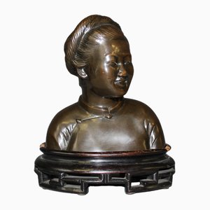 Busto vietnamita de mujer joven en bronce, 1930