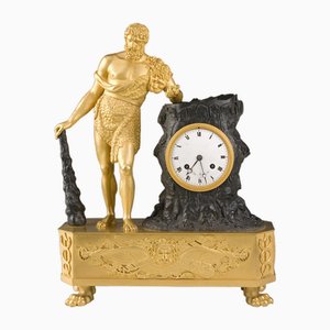 Empire Uhr aus Ormolu und patinierter Bronze