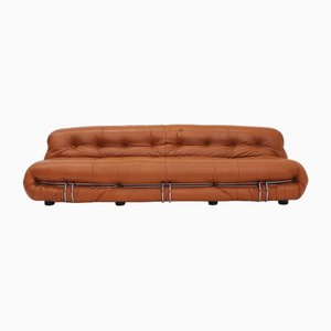 Soriana 4-Sitzer Sofa aus Cognacfarbenem Leder von Afra & Tobia Scarpa für Cassina, 1970er