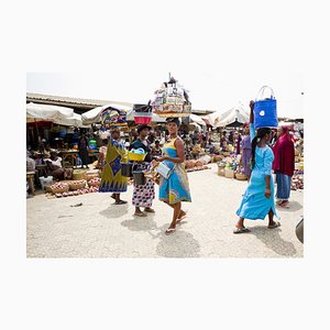 José Nicolas, Joséphine al mercato di Lomé, 2017, Stampa fotografica