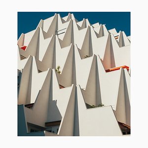 Clemente Vergara, Edificio Grande Motte, 2021, Lámina fotográfica